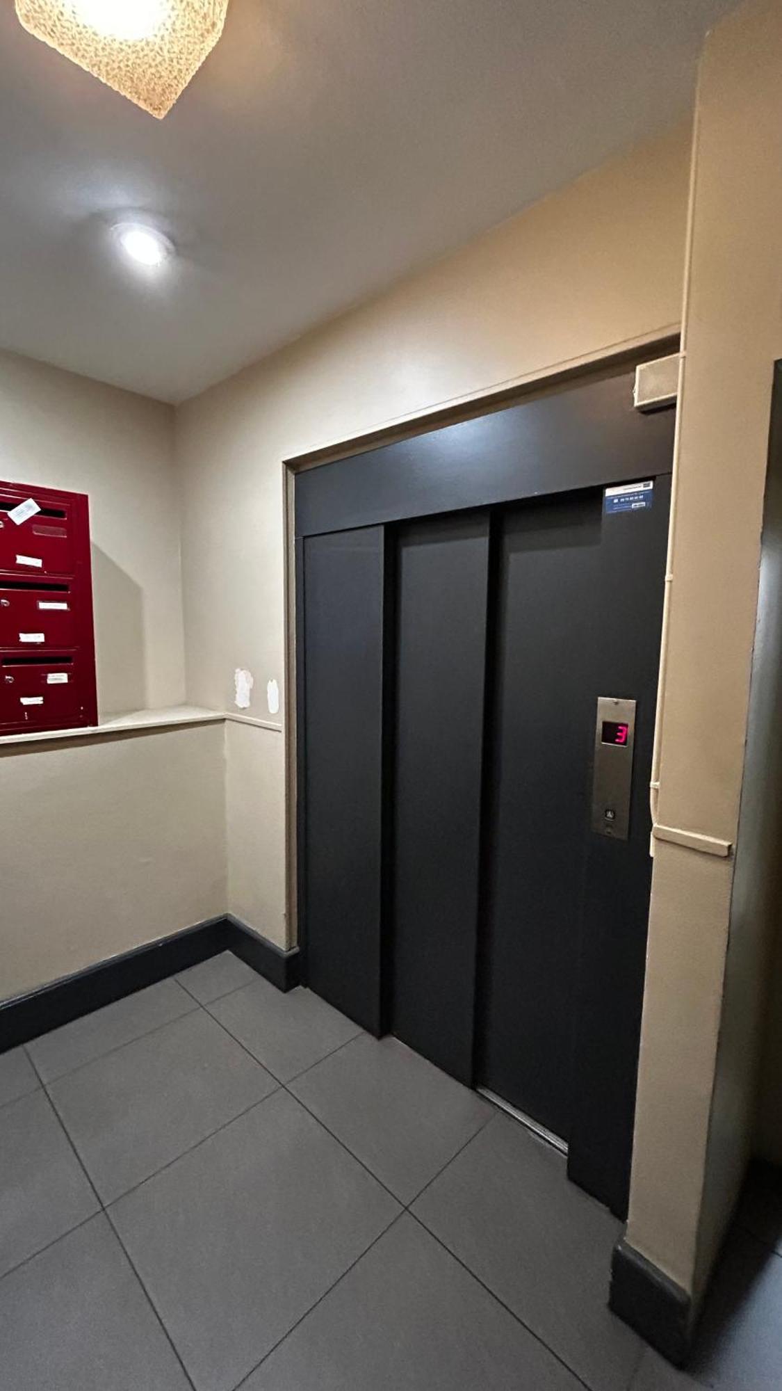 Martroi - Coeur De Ville - 3 Pieces 80 M2 Tv - Internet Haut Debit - Loisirs Et Affaires Orléans Dış mekan fotoğraf